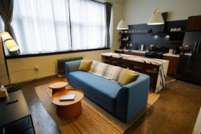 3E - *Renovated* 3 min to Hillman Cancer Center Sleeps 6